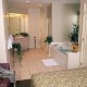 Carriage Place Resort - Surry Inn luxury bathroom
